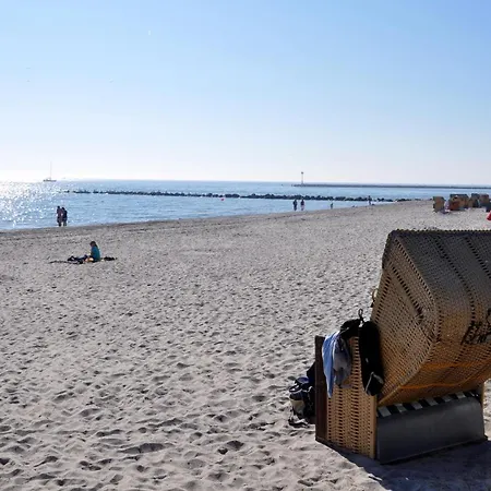 Apartamento Burgtiefe Südstrand Tage Am